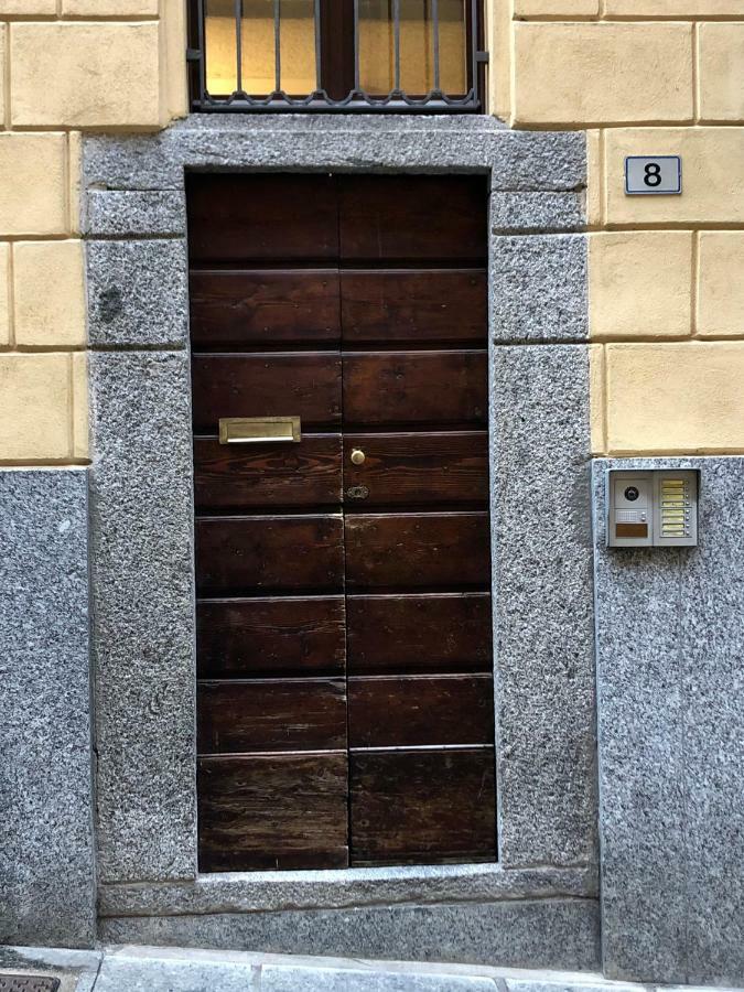 La Via Degli Artisti Apartman Arona Kültér fotó