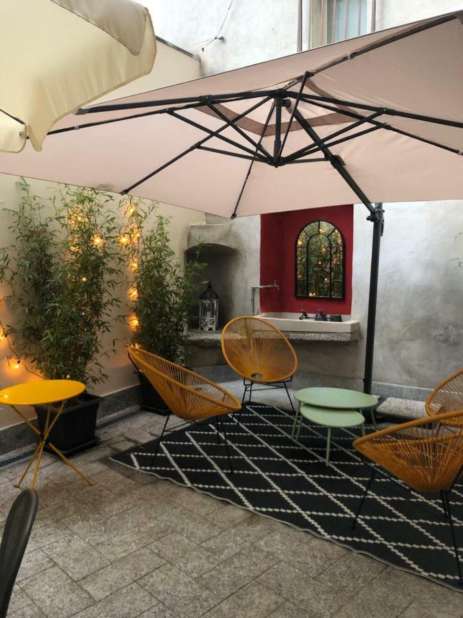 La Via Degli Artisti Apartman Arona Kültér fotó