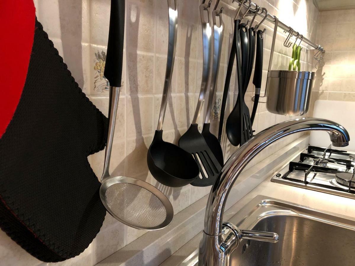 La Via Degli Artisti Apartman Arona Kültér fotó