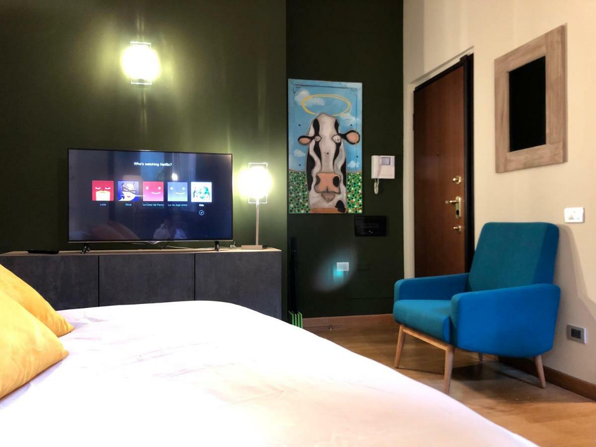 La Via Degli Artisti Apartman Arona Kültér fotó