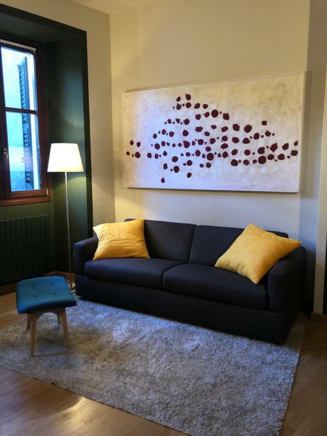 La Via Degli Artisti Apartman Arona Kültér fotó
