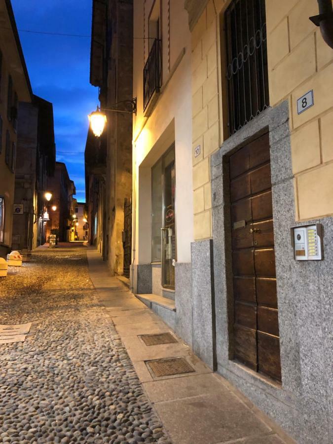 La Via Degli Artisti Apartman Arona Kültér fotó